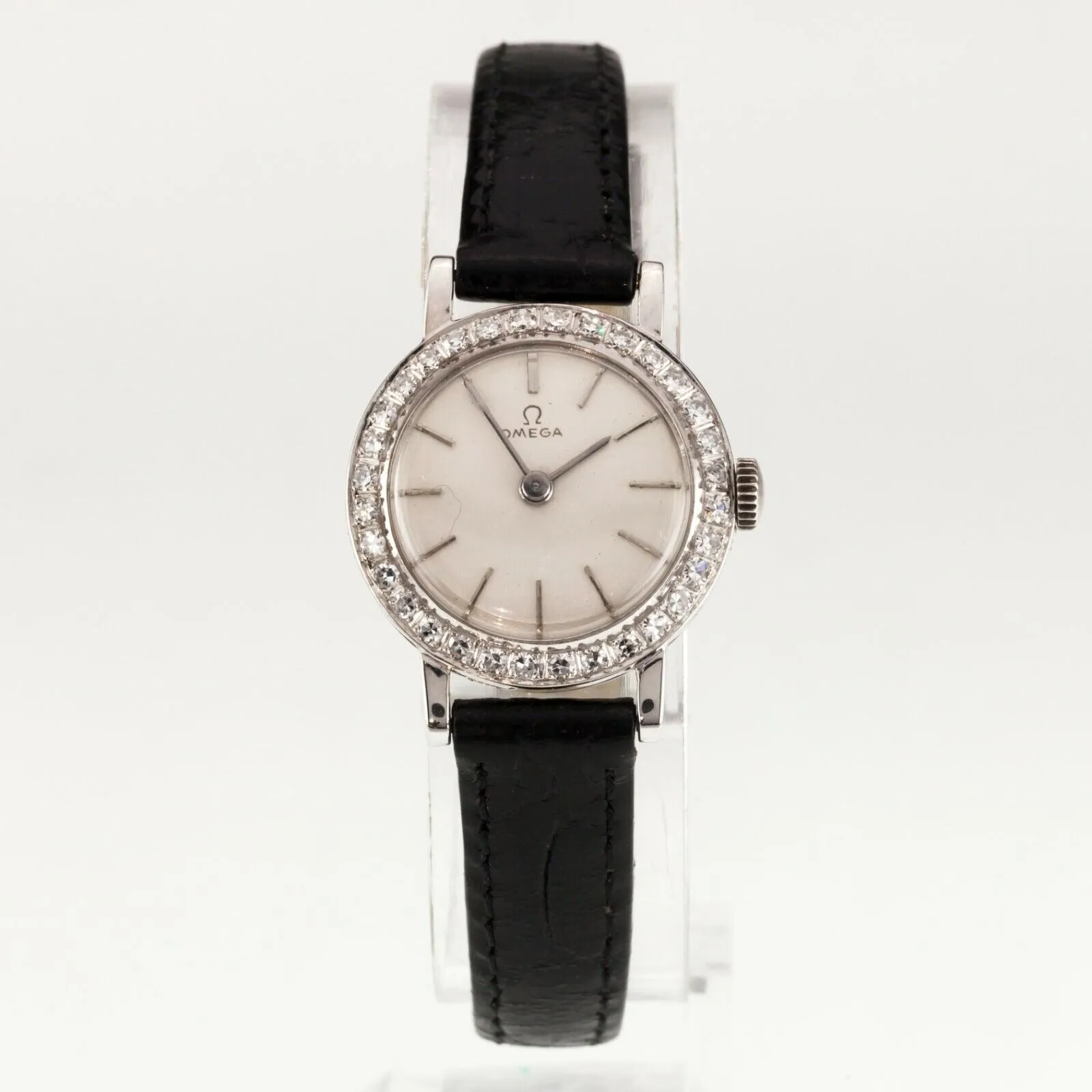 Omega 18k White Gold Women's Manual Wind Watch with Diamond Bezel #484