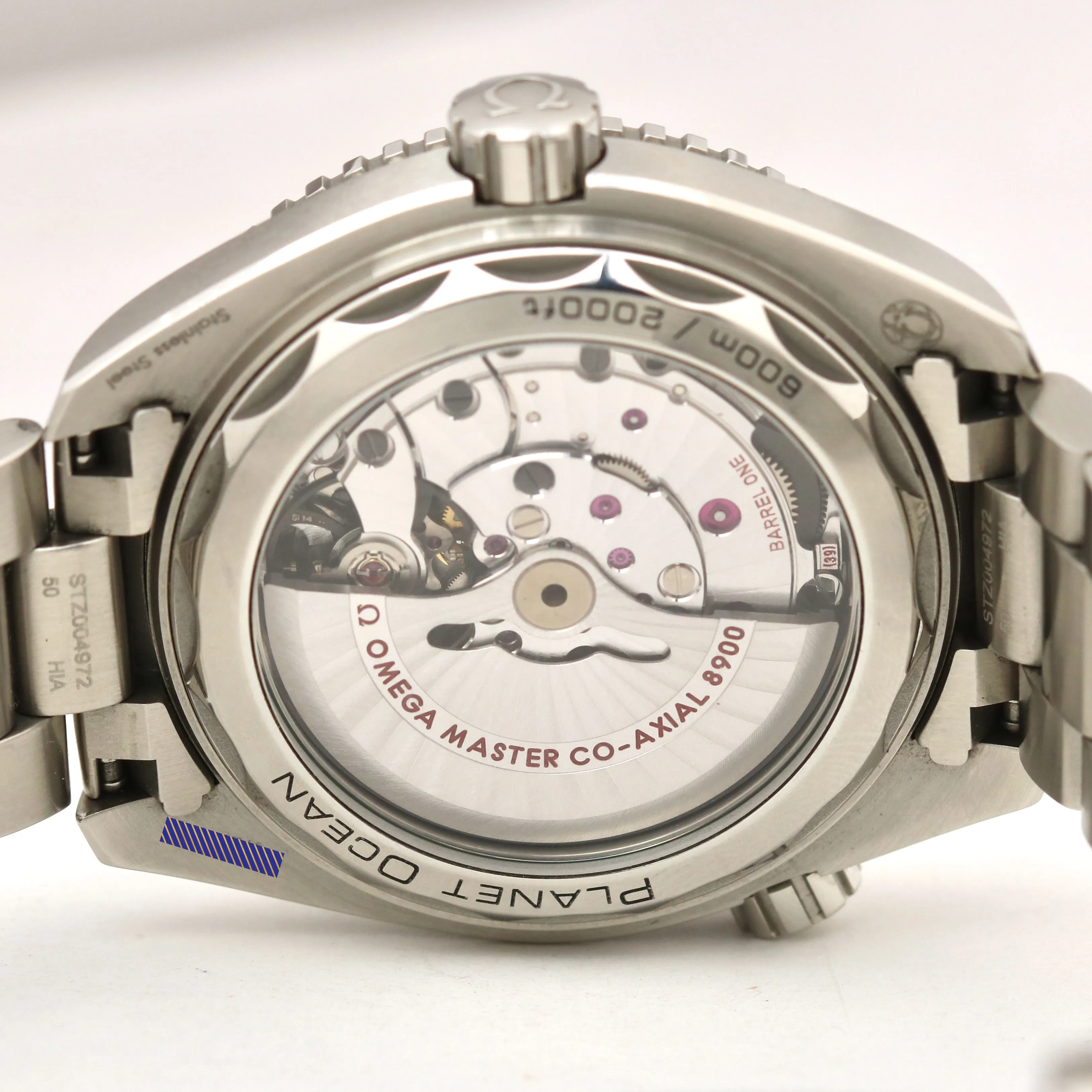 Omega Seamaster Planet Ocean 600M 43.5mm 215.30.44.21.01.001 Black Watch BOX