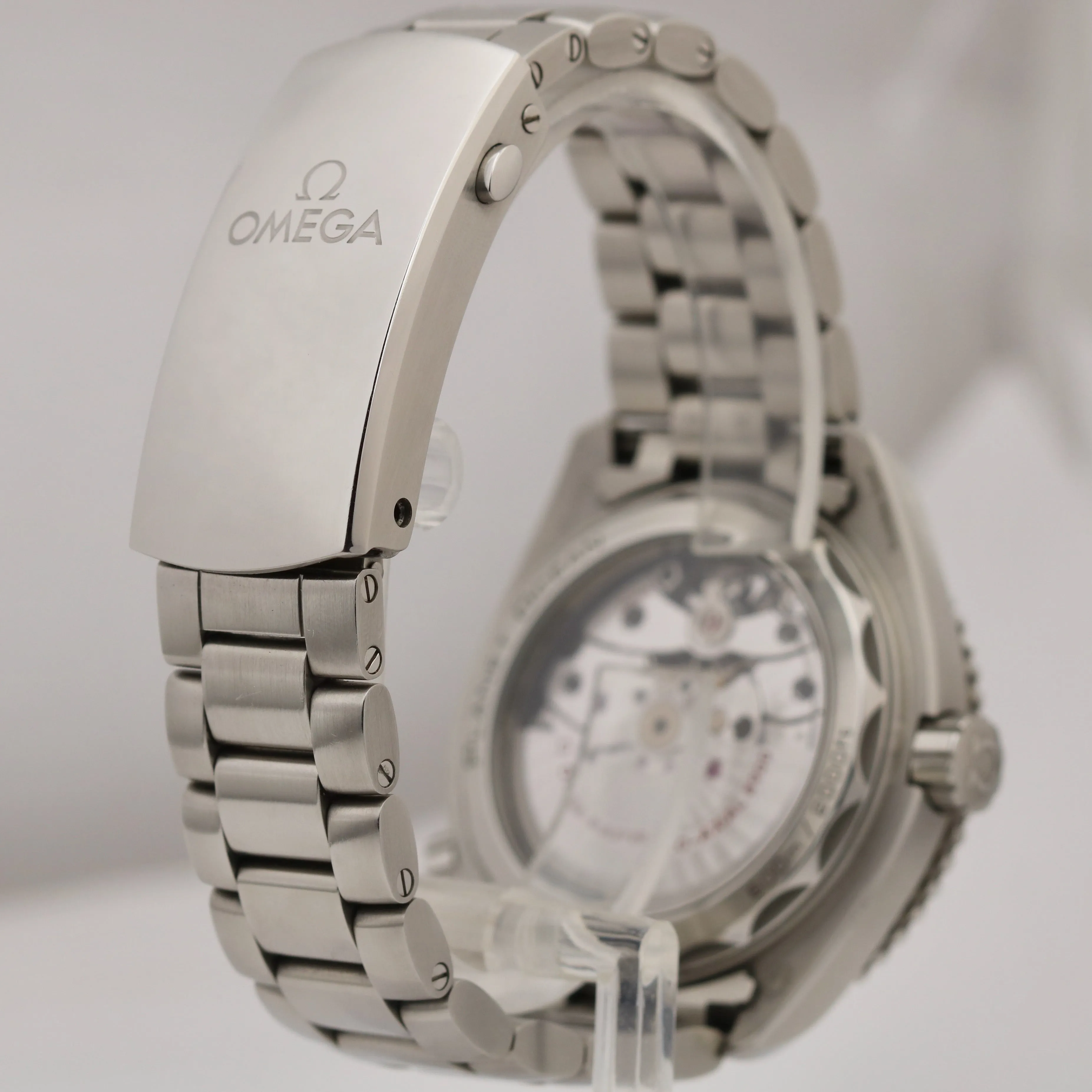 Omega Seamaster Planet Ocean 600M 43.5mm 215.30.44.21.01.001 Black Watch BOX