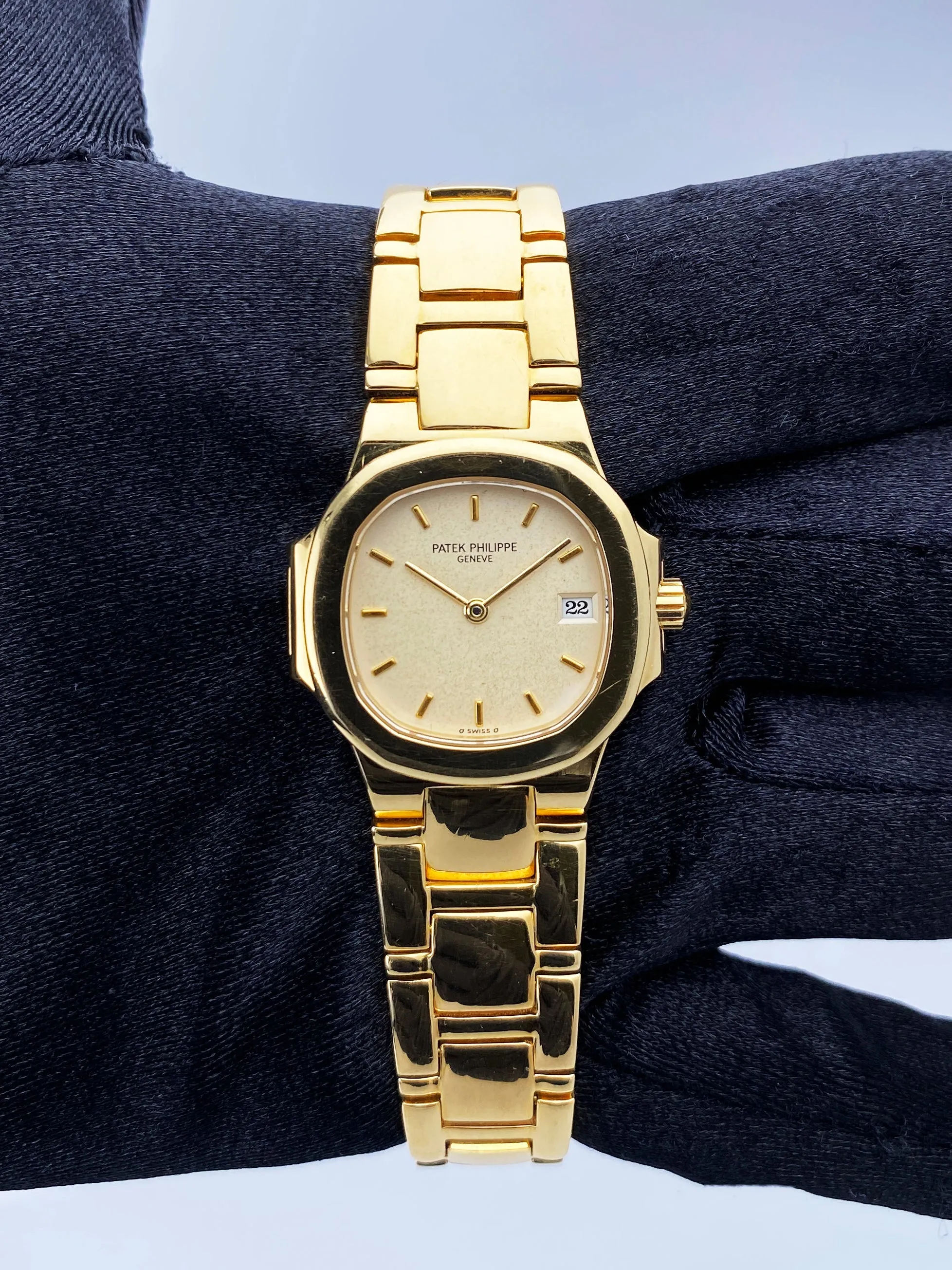 Patek Philippe Nautilus 4700 18K Yellow Gold Ladies Watch
