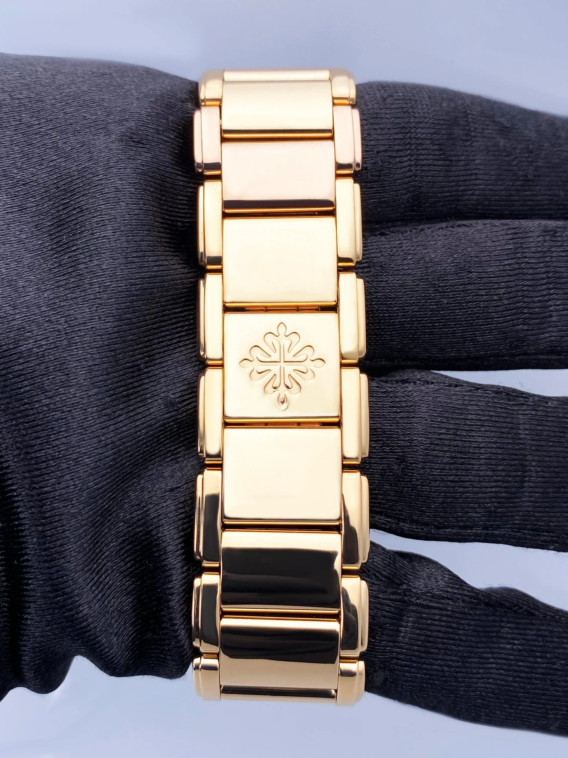 Patek Philippe Twenty-4 4908/11R White Dial Ladies Watch With Archives