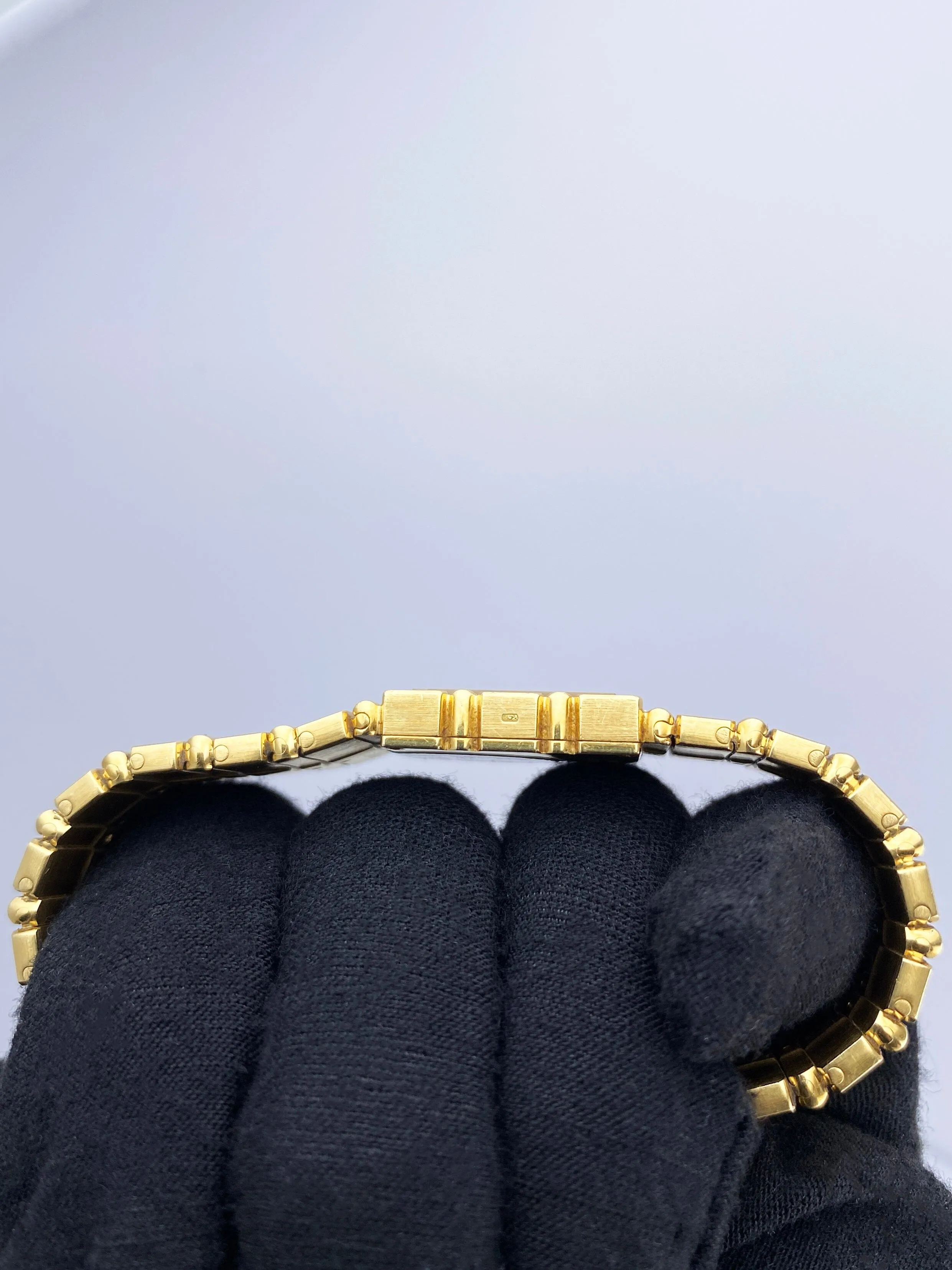 Piaget Polo Square 8131 C701 18K Yellow Gold Ladies Watch