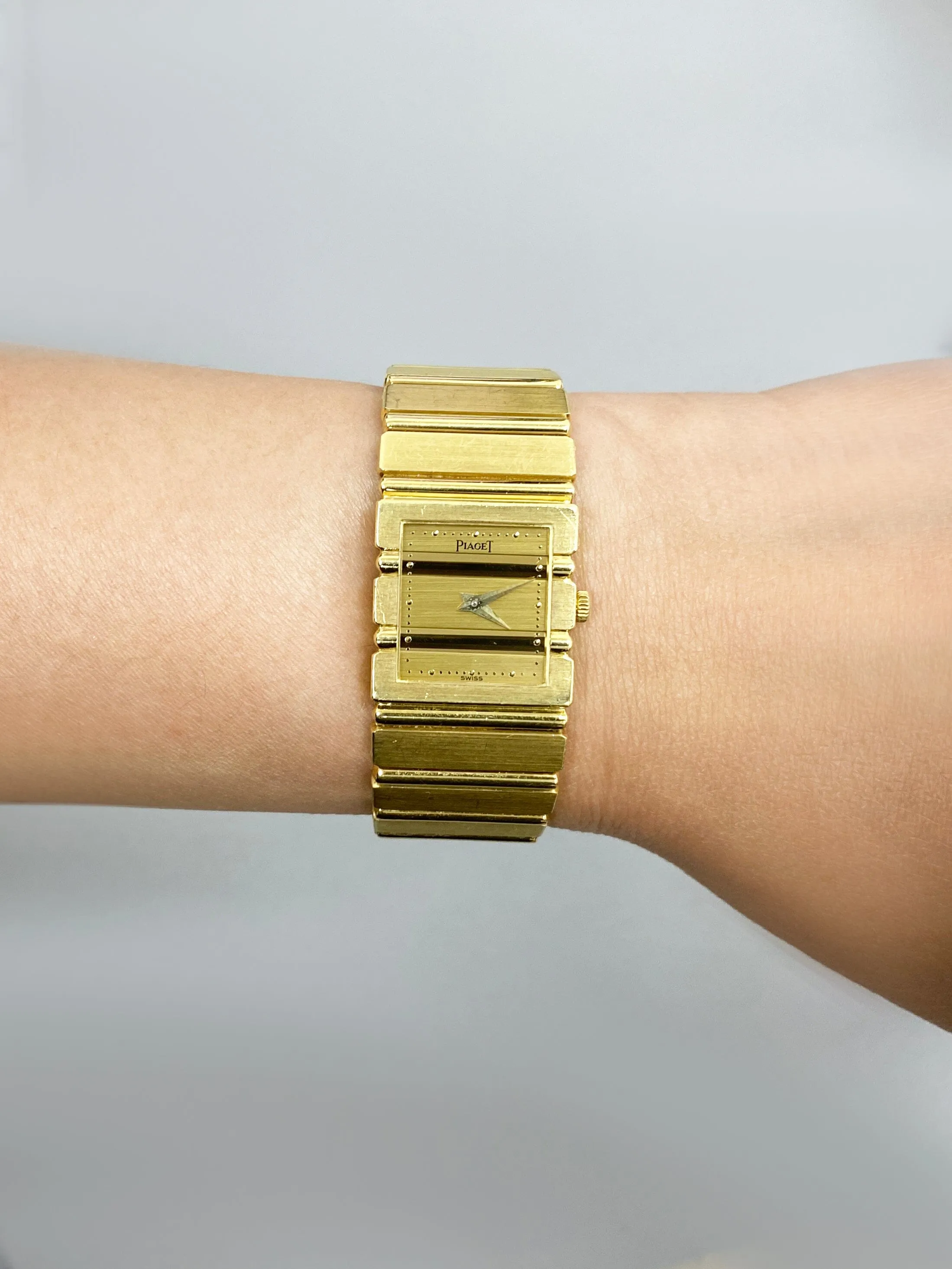 Piaget Polo Square 8131 C701 18K Yellow Gold Ladies Watch