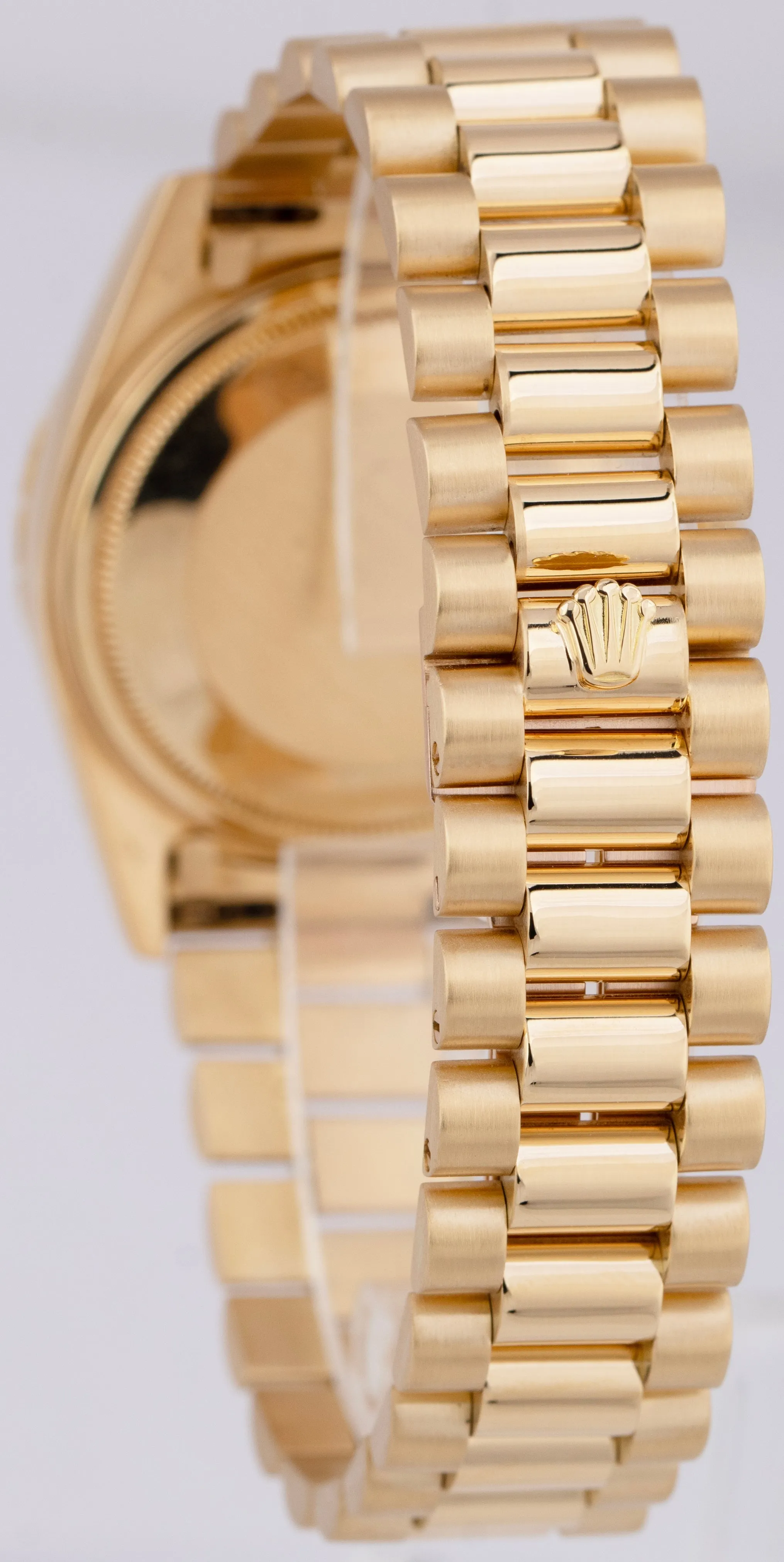 Rolex Day-Date President Mother Of Pearl DIAMOND Dial 36mm 18K Gold Watch 18038