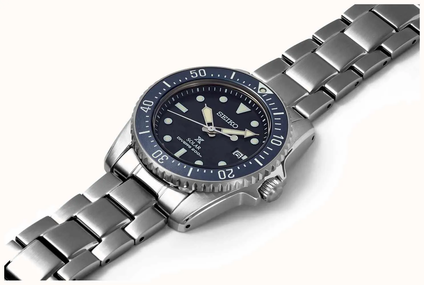 Seiko Prospex Solar Men's Watch SNE569