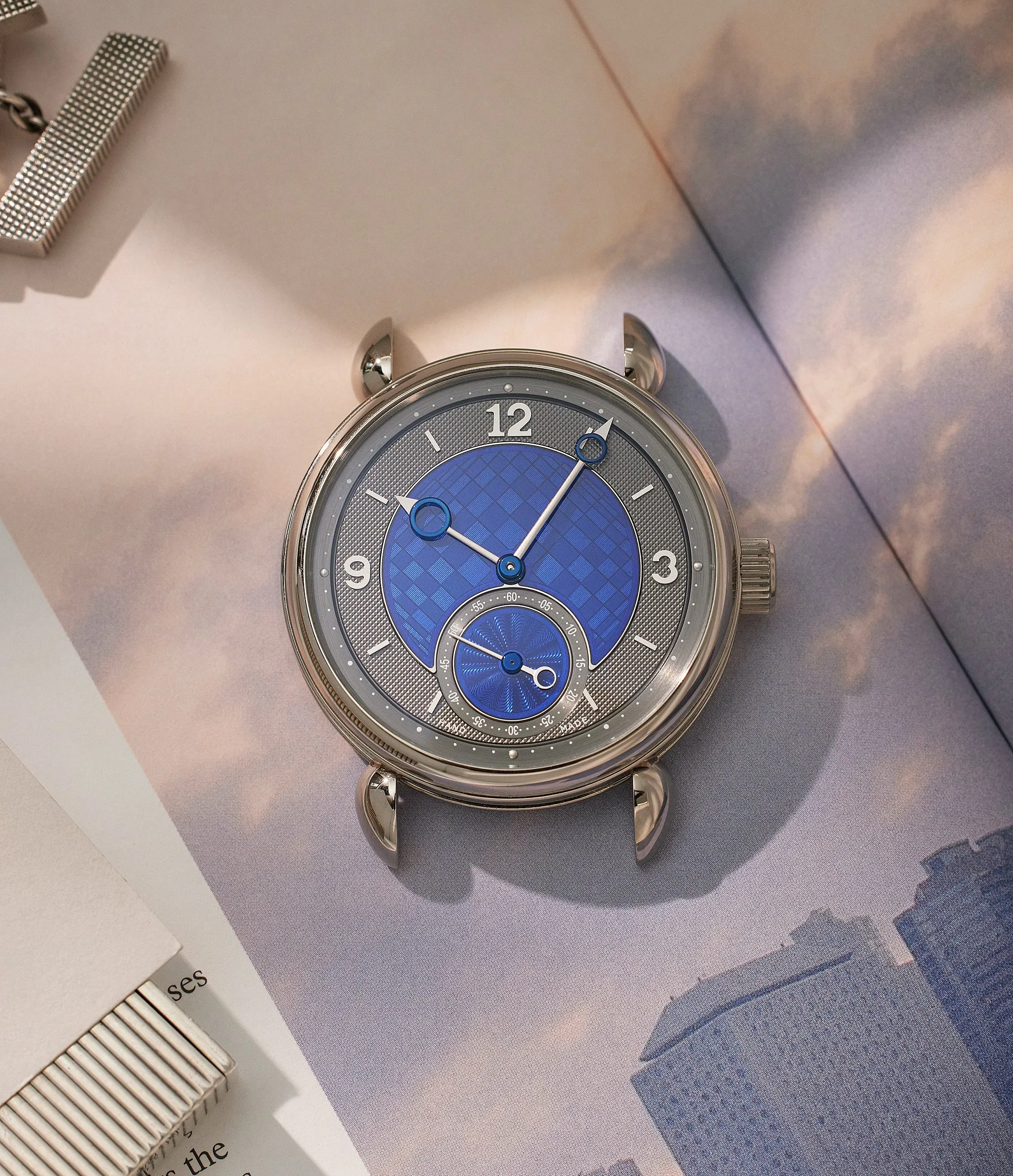 Vingt-8 | White Gold